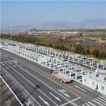 บ้านคอนเทนเนอร์ที่ถอดออกได้แบบสี่ห้องนอน